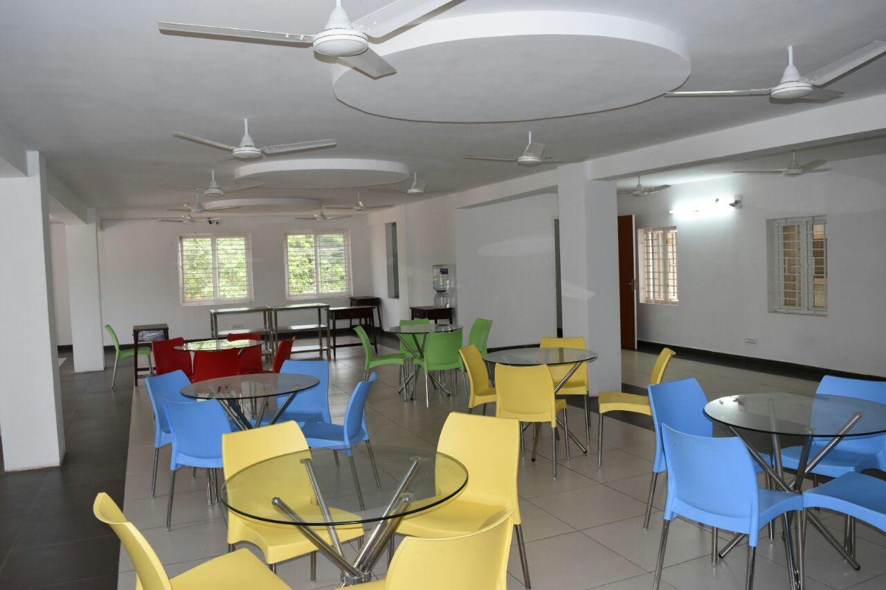 Отель Surag Residency Tiruchirappalli Экстерьер фото